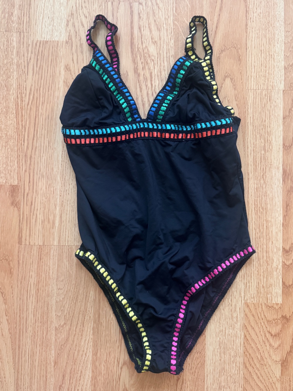 La Blanca Black Women’s One-Piece Swimsuit with Rainbow Trim- EUC